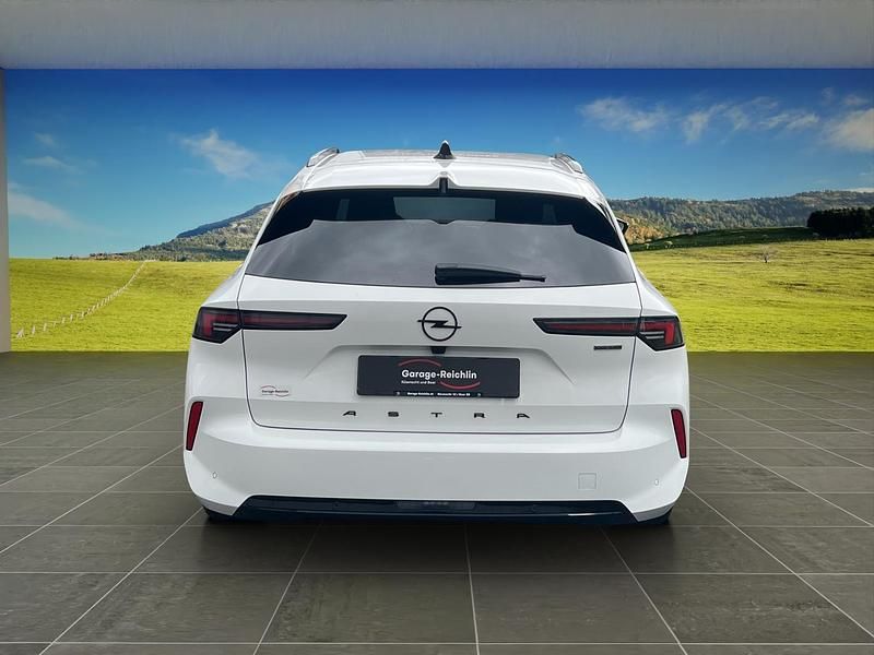 Gebraucht Opel Astra 181 PS (133 kW) 2024 Weiss Kombi