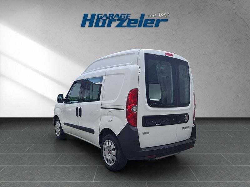 Gebraucht Fiat Doblò 120 PS (88 kW) 2012 Van / Kleinbus