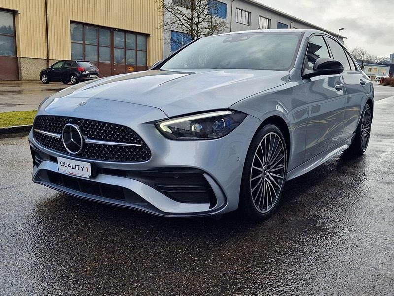 Gebraucht Mercedes C300e AMG line 265 PS (194 kW) 2022 Limousine