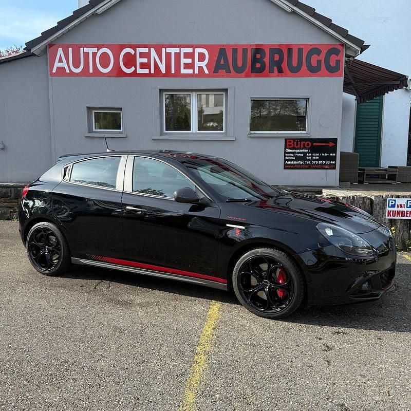 Gebraucht 2019 Alfa Romeo Giulietta Veloce Kleinwagen | CHF 22’899 - Bild 1/4