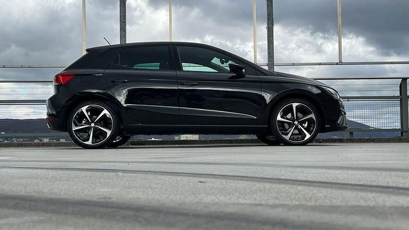 Gebraucht 2024 Seat Ibiza FR-Line Kleinwagen | CHF 23’999 (Teuer) - Bild 1/4
