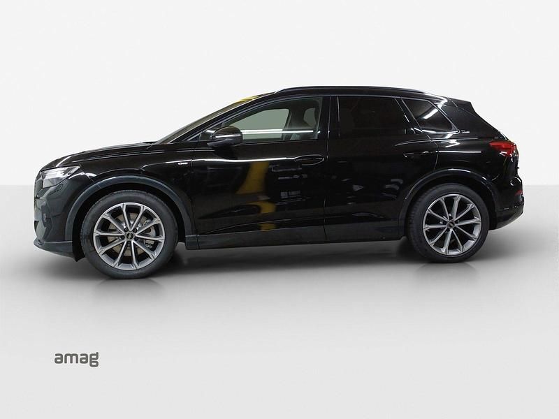 Gebraucht Audi Q4 e-tron Ambiente 210 kW (286 PS) 2025 Mythosschwarz metallic SUV