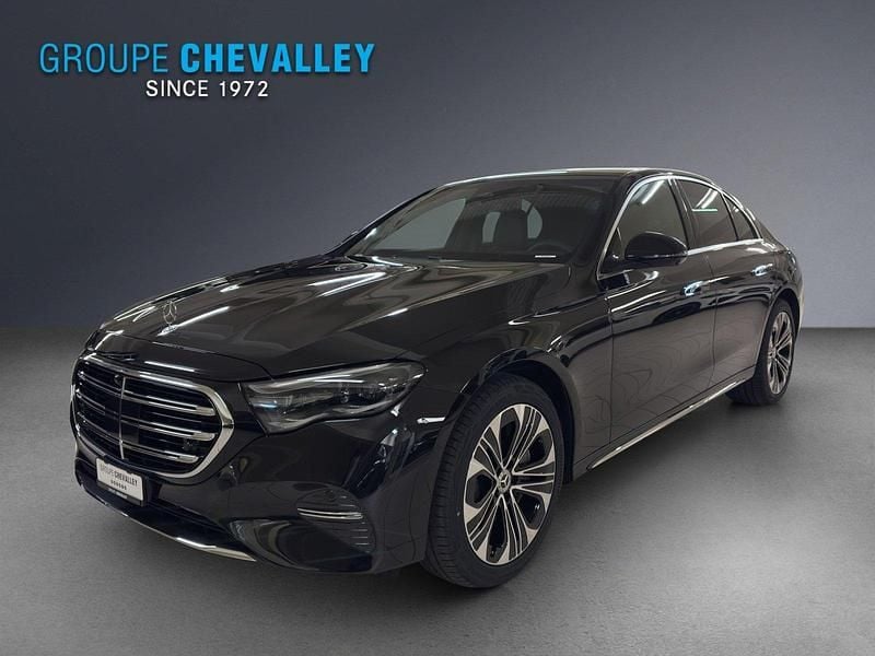 Neu Mercedes E300 204 PS (150 kW) 2025 Schwarz Limousine