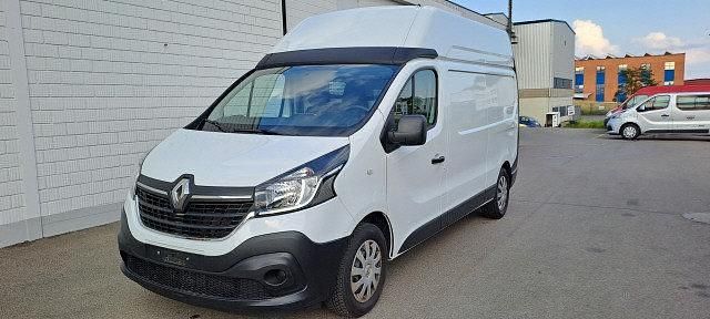 Gebraucht Renault Trafic 146 PS (107 kW) 2021 Weiss Van / Kleinbus