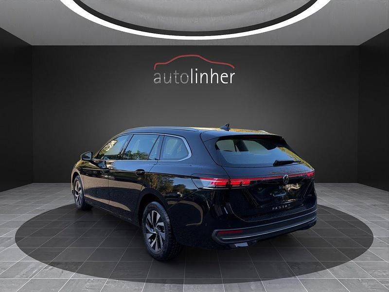 Neu VW Passat Business 150 PS (110 kW) 2025 Kombi