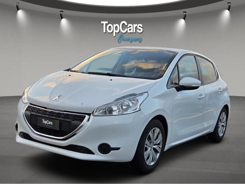 Gebraucht Peugeot 208 Active 82 PS (60 kW) 2015 Kleinwagen