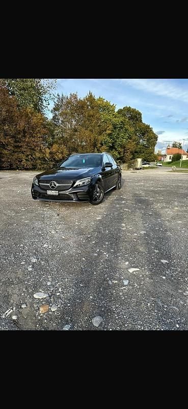 Gebraucht 2020 Mercedes C300e AMG line Kombi | CHF 29’150 (Teuer) - Bild 1/4