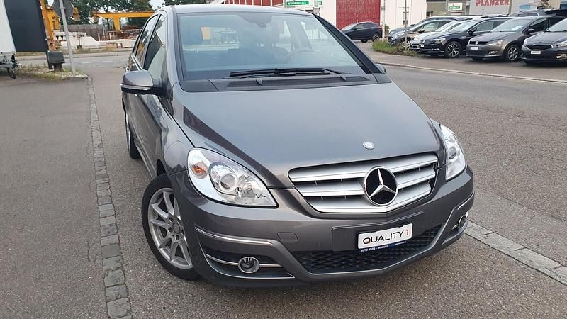 Gebraucht 2011 Mercedes B180 Van / Kleinbus | CHF 9’500 - Bild 1/4
