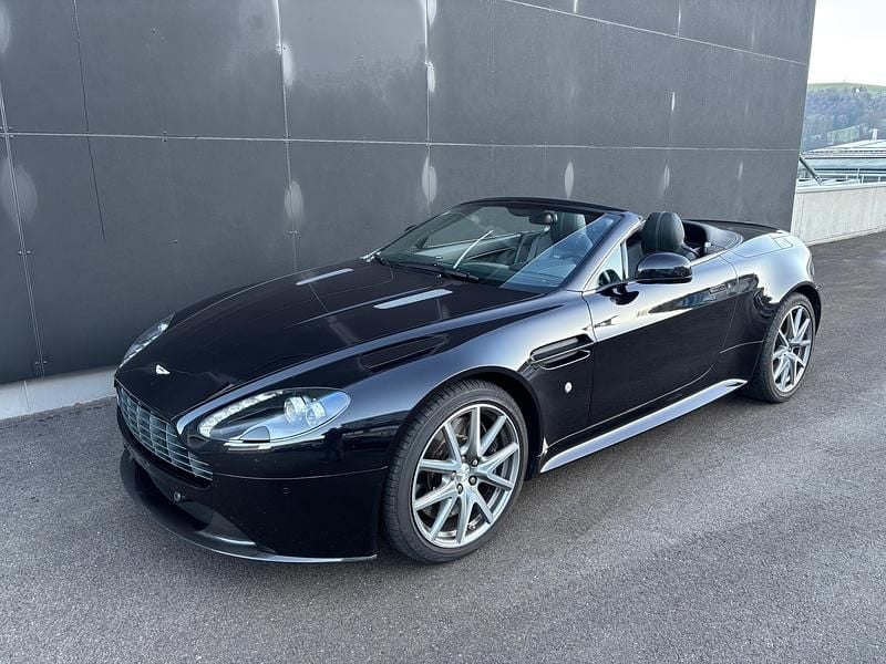 Gebraucht Aston Martin V8 Vantage 437 PS (321 kW) 2011 Schwarz Cabrio