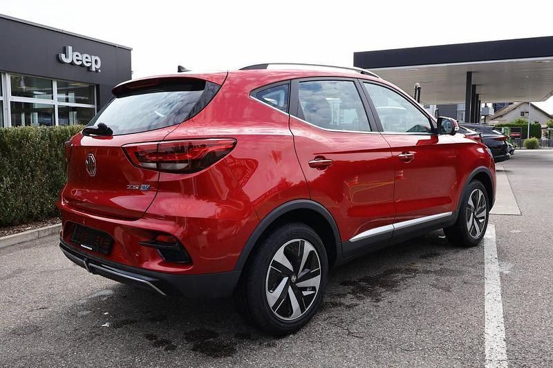 Neu MG ZS Luxury 114 kW (156 PS) 2025 Rot SUV