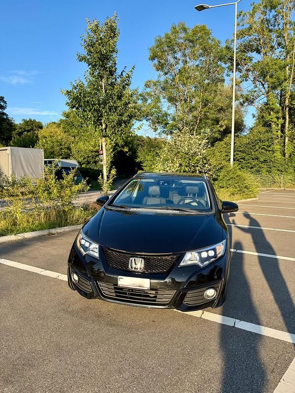 Gebraucht 2016 Honda Civic Executive Kombi | CHF 10’900 (Guter Preis) - Bild 1/4