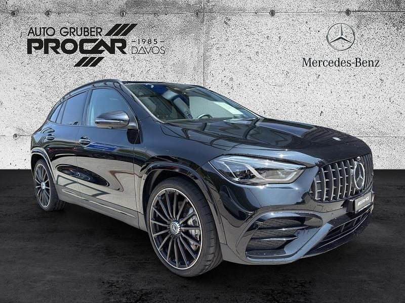 Schwarz Gebraucht 2023 Mercedes GLA35 AMG AMG SUV | CHF 62’500 - Bild 1/4