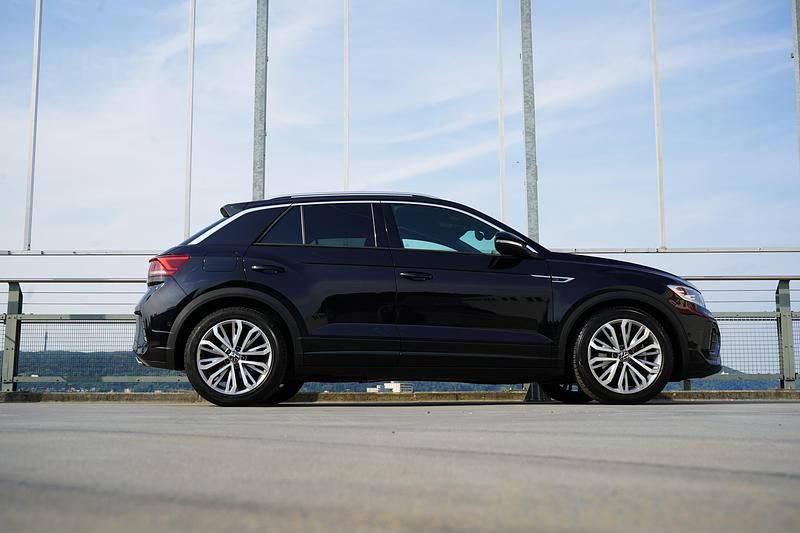 Gebraucht 2023 VW T-Roc R-line SUV | CHF 34’999 (Etwas zu teuer) - Bild 1/4
