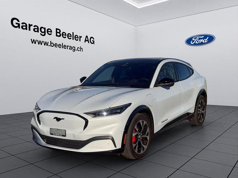 Gebraucht Ford Mustang Mach-E 272 kW (371 PS) 2022 Weiss SUV