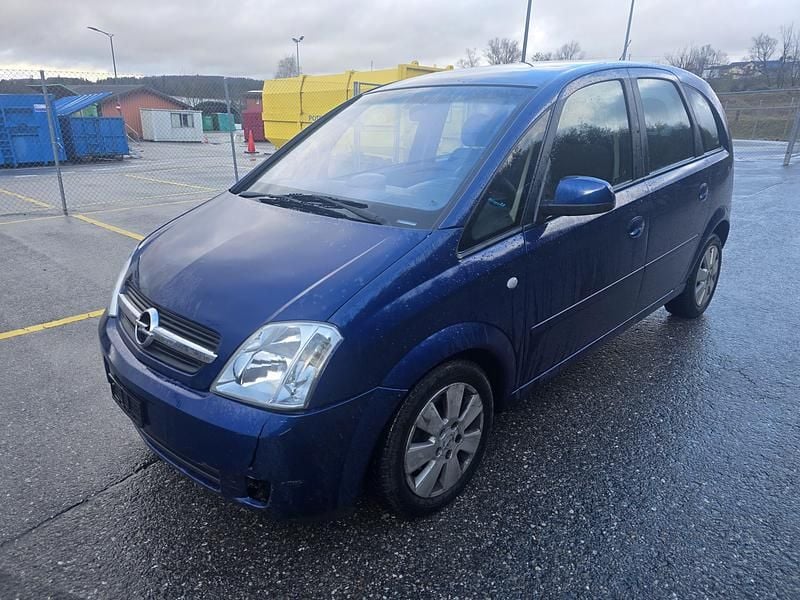 Gebraucht Opel Meriva Essentia 100 PS (73 kW) 2003 Van / Kleinbus