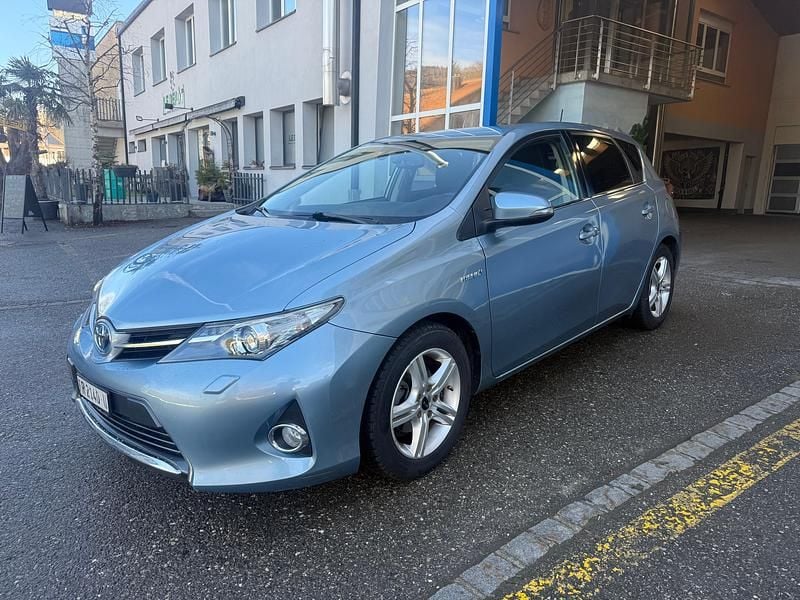 Gebraucht Toyota Auris Hybrid Trend 136 PS (100 kW) 2015