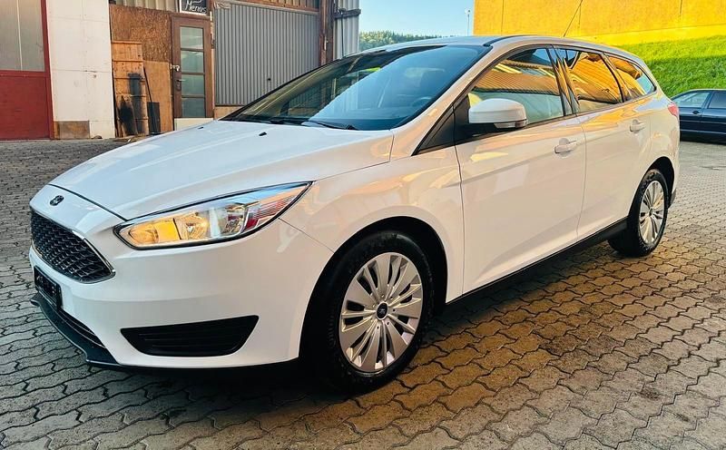 Gebraucht 2014 Ford Focus Ambiente | CHF 5’300 (Teuer) - Bild 1/4