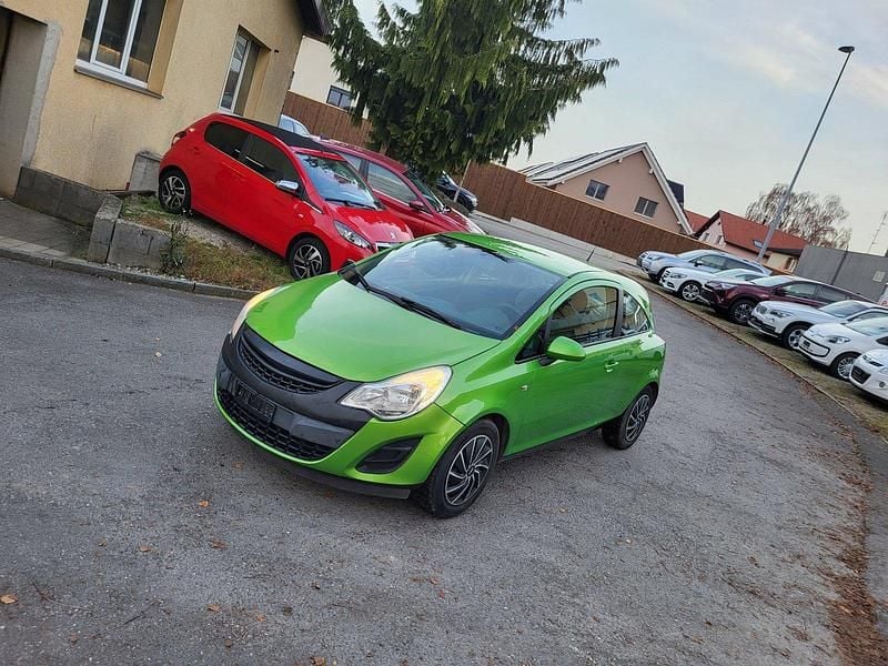 Gebraucht Opel Corsa Edition 85 PS (62 kW) 2013 Kleinwagen