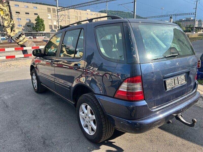 Gebraucht Mercedes ML320 218 PS (160 kW) 2001 SUV