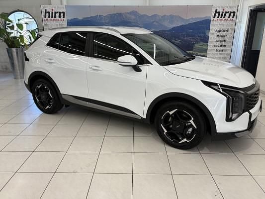 Weiss Neu 2025 Kia Sportage SUV | CHF 44’940 (Fairer Preis) - Bild 1/4