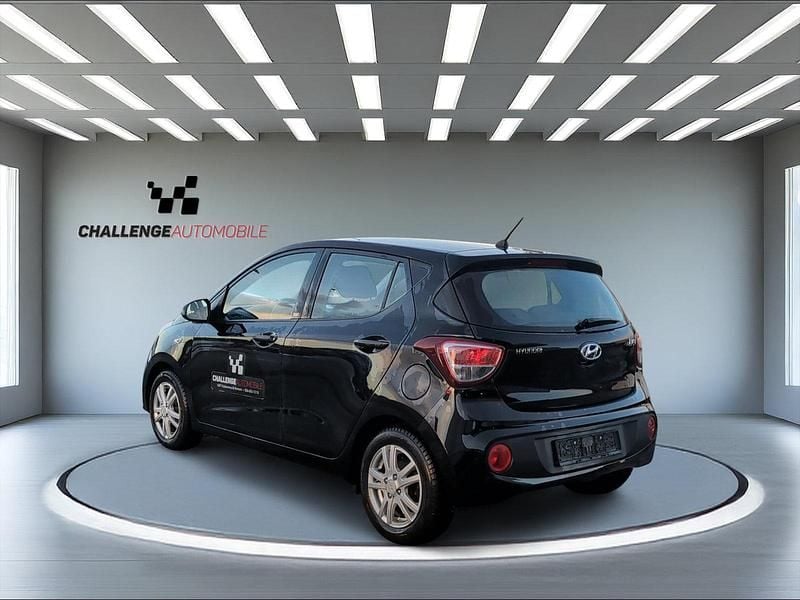 Gebraucht Hyundai i10 67 PS (49 kW) 2017 Schwarz Kleinwagen