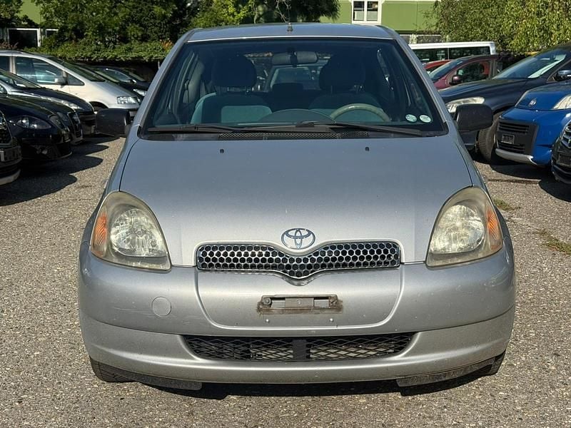 Gebraucht 2000 Toyota Yaris Luna | CHF 1’200 (Guter Preis) - Bild 1/4