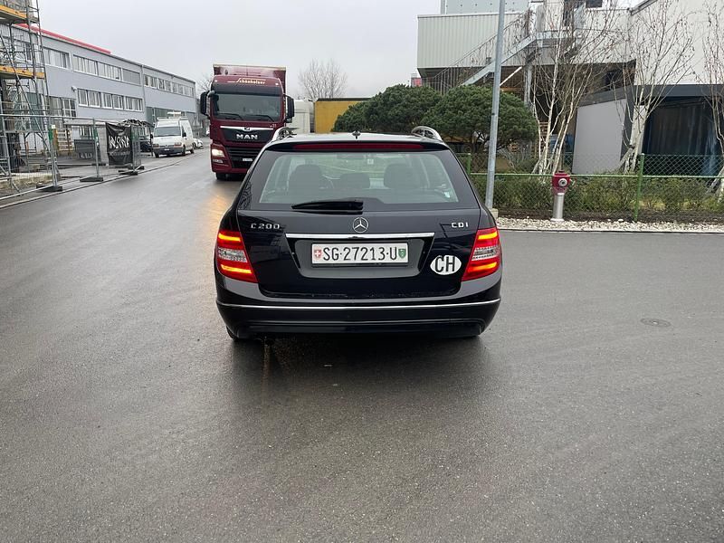 Gebraucht Mercedes C200 136 PS (100 kW) 2011
