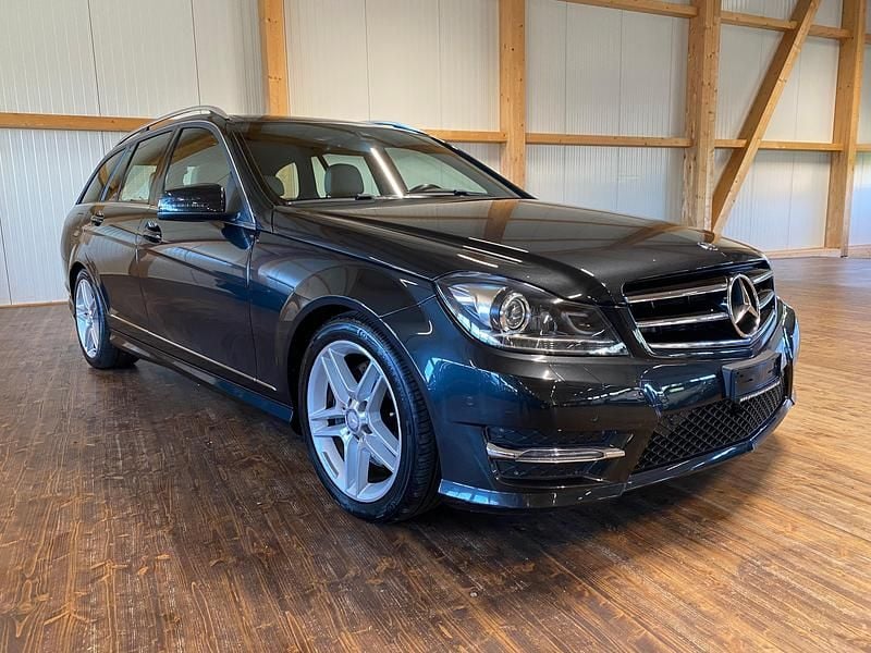 Gebraucht Mercedes C250 Avantgarde 204 PS (150 kW) 2014 Kombi