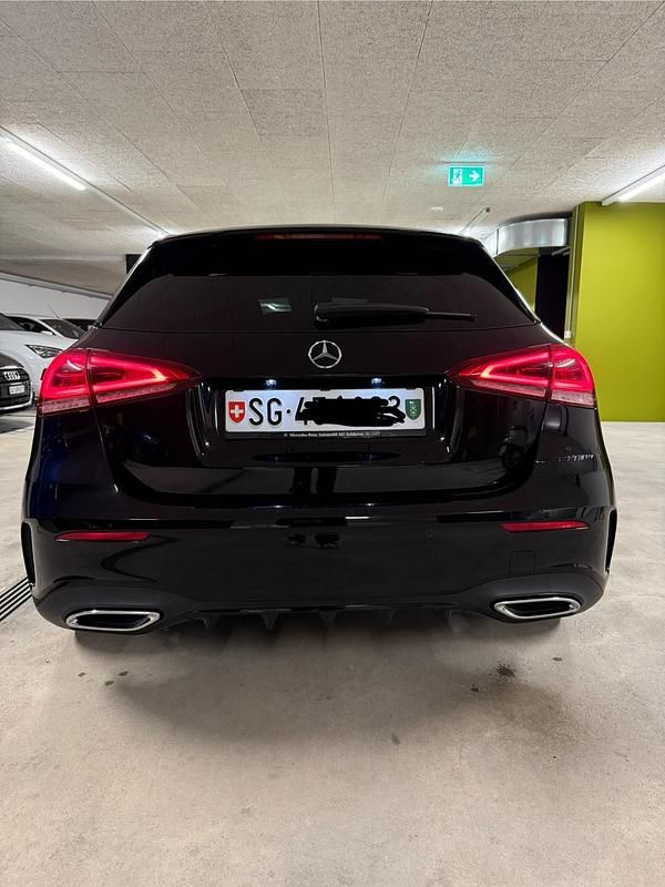 Gebraucht Mercedes A180 Night 136 PS (100 kW) 2021