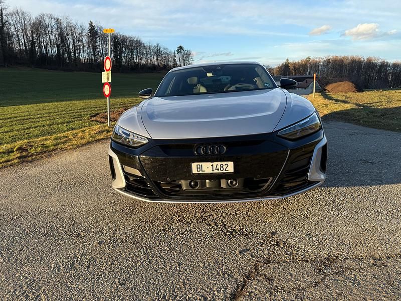 Gebraucht Audi e-tron GT quattro 440 kW (599 PS) 2022 Limousine