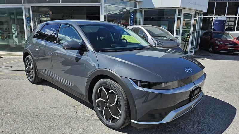 Grau Neu 2025 Hyundai Ioniq 6 Limousine | CHF 44’300 (Fairer Preis) - Bild 1/4