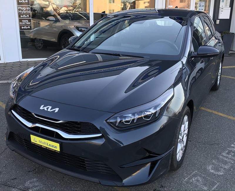 Gebraucht 2022 Kia Ceed Kleinwagen | CHF 24’700 - Bild 1/4