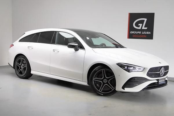 Weiss Gebraucht 2025 Mercedes CLA250 Limousine | CHF 40’500 - Bild 1/4