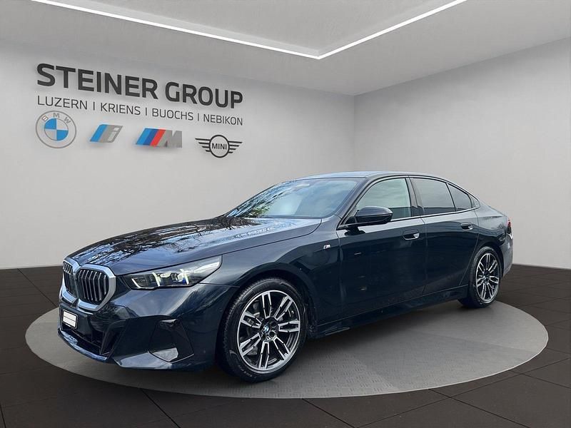 Gebraucht BMW 520 M Sport 197 PS (144 kW) 2025 Schwarz Limousine