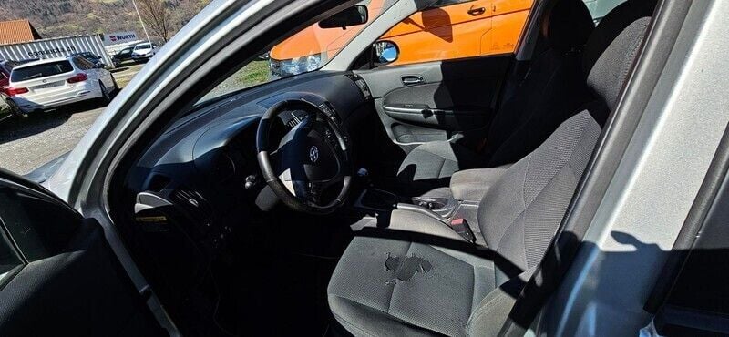 Gebraucht Hyundai i30 Comfort 126 PS (92 kW) 2009 Kombi