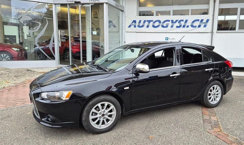 Gebraucht Mitsubishi Lancer Intense 143 PS (105 kW) 2010 Schwarz Limousine