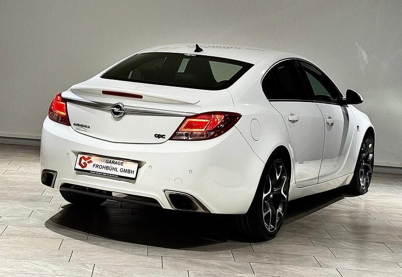 Gebraucht Opel Insignia OPC 325 PS (239 kW) 2010 Limousine