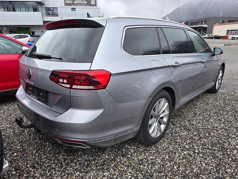 Gebraucht VW Passat Business 150 PS (110 kW) 2021 Kombi