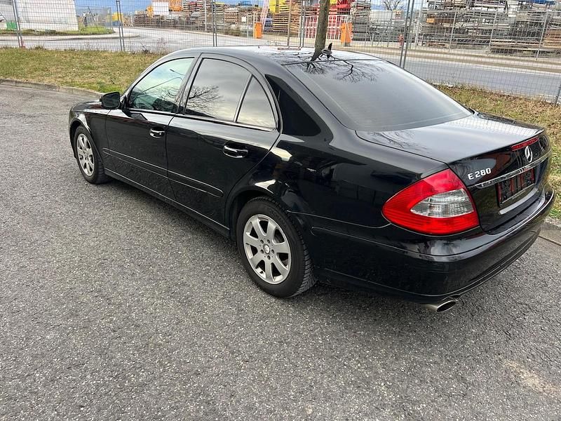 Gebraucht Mercedes E280 231 PS (169 kW) 2009