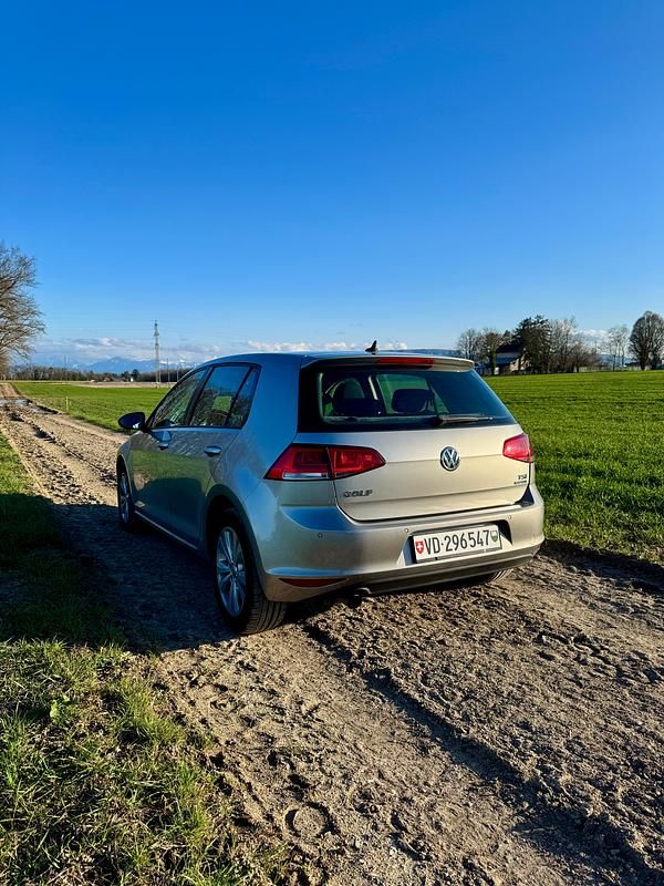 Gebraucht VW Golf VII Comfortline 105 PS (77 kW) 2014