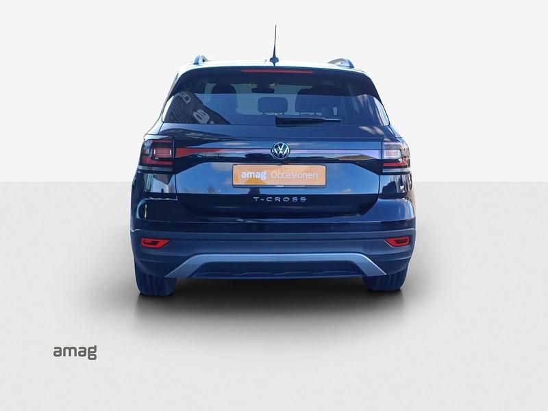 Gebraucht VW T-Cross Life 150 PS (110 kW) 2022 Deepblack perleffekt SUV