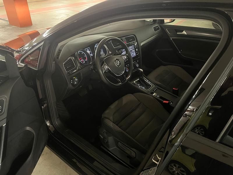 Gebraucht VW Golf VII Comfortline 115 PS (84 kW) 2018