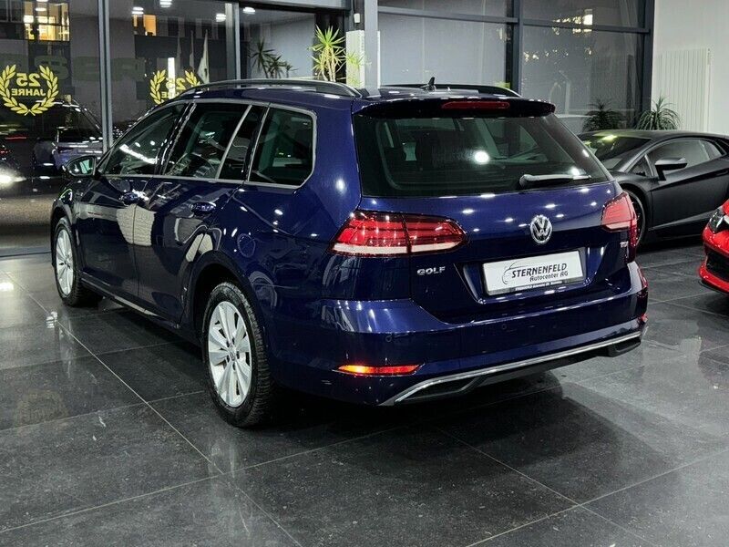 Gebraucht VW Golf VII Comfortline 115 PS (84 kW) 2018 Kombi