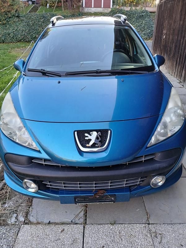 Gebraucht 2008 Peugeot 207 Kombi | CHF 1’000 (Guter Preis) - Bild 1/4
