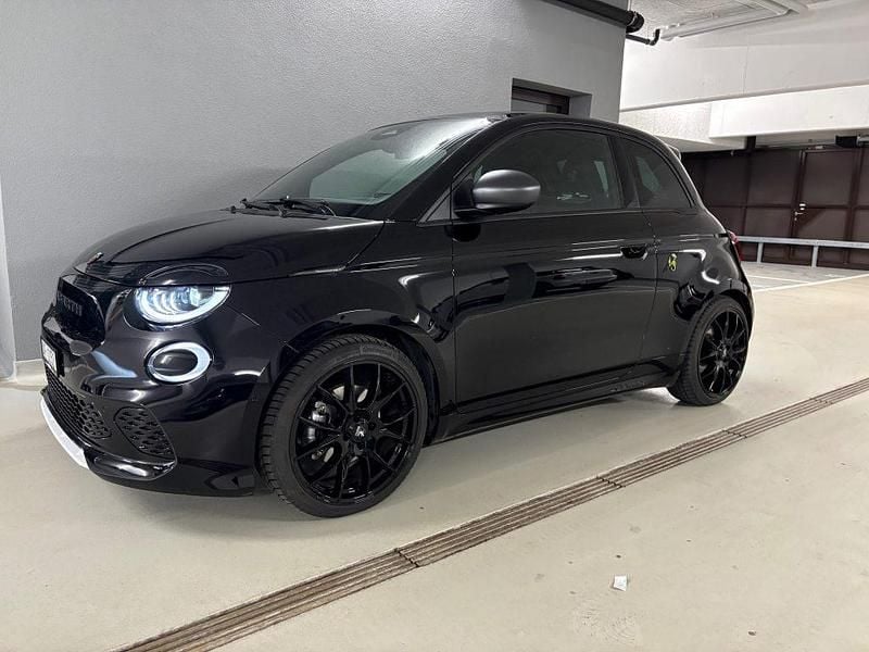 Gebraucht 2024 Fiat 500e Abarth Limousine | CHF 24’000 (Guter Preis) - Bild 1/4