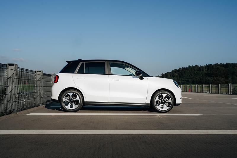 Neu JAC E30X 100 kW (136 PS) 2025 Kleinwagen