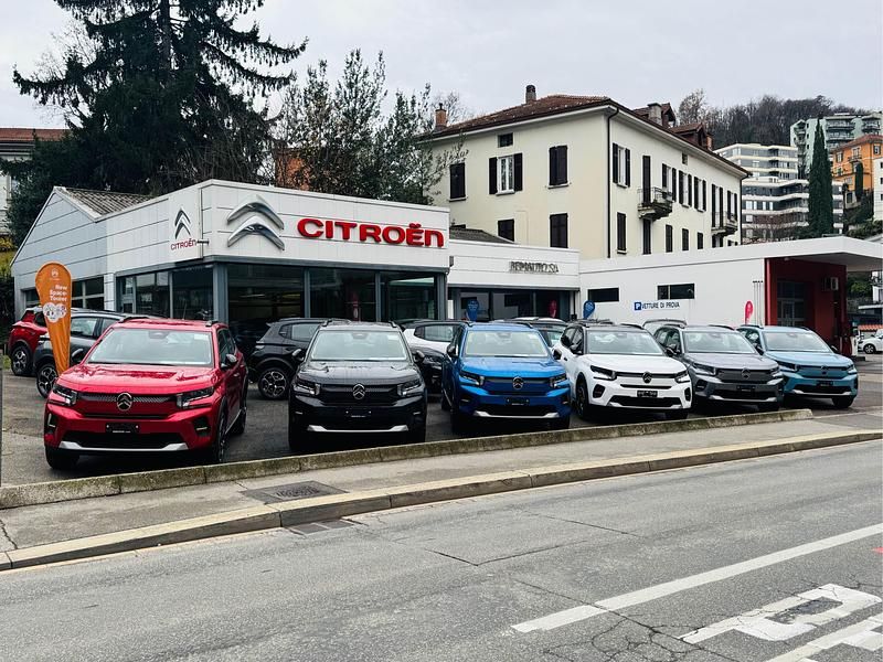 Neu Citroën C3 100 PS (73 kW) 2025 Grau Limousine