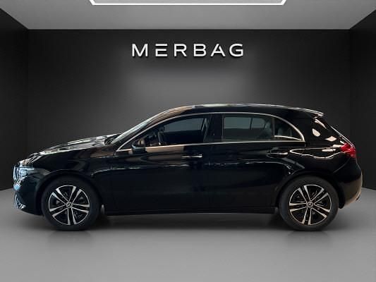 Gebraucht Mercedes A200 163 PS (119 kW) 2025 Schwarz Limousine