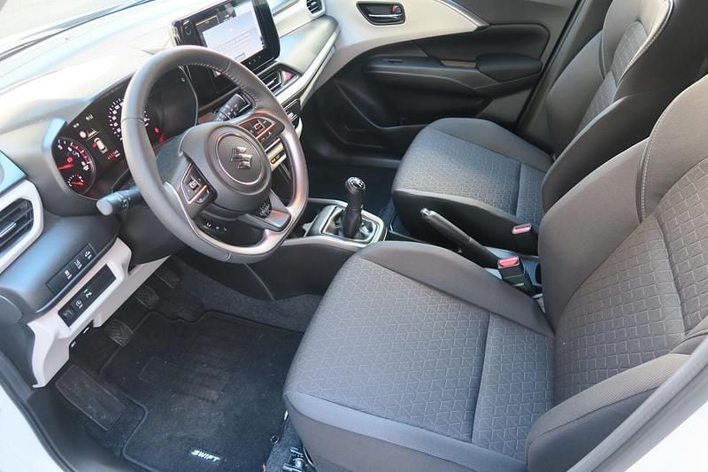 Neu Suzuki Swift 82 PS (60 kW) 2026 Weiss Limousine