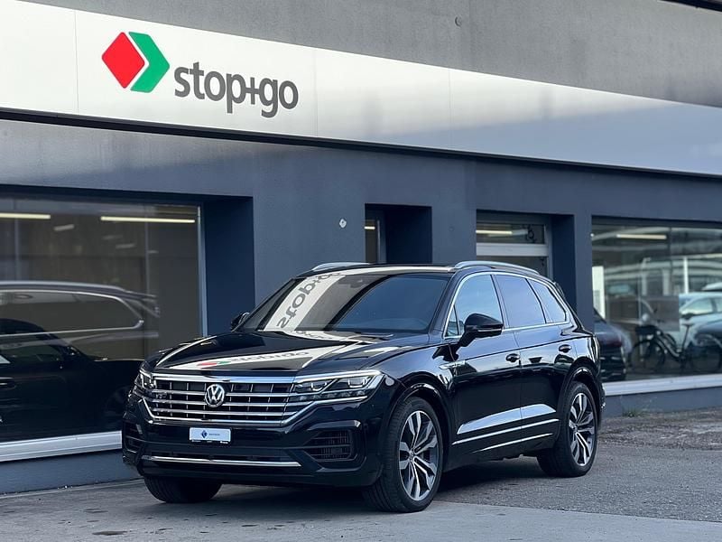Schwarz Gebraucht 2020 VW Touareg R-line SUV | CHF 49’900 (Superpreis) - Bild 1/4